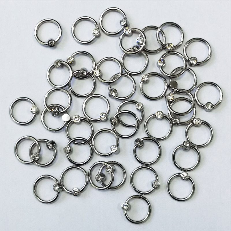 Cylindrical gem Captive Bead Ring